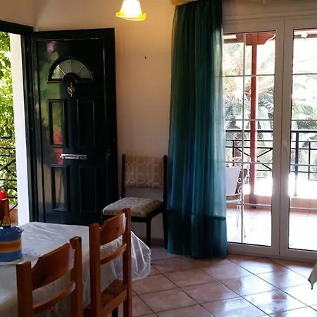Tholeto Apartments * Agios Gordios (Corfu)