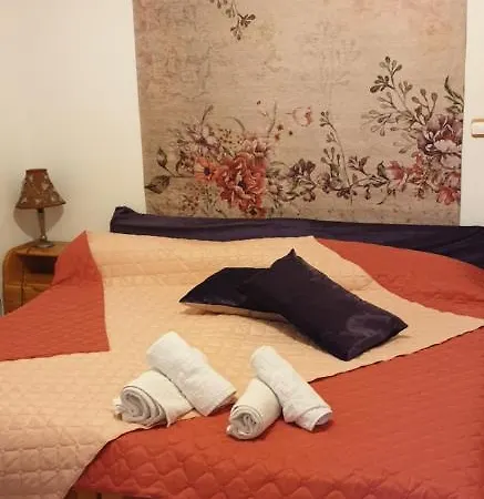 Tholeto Apartments Apartment